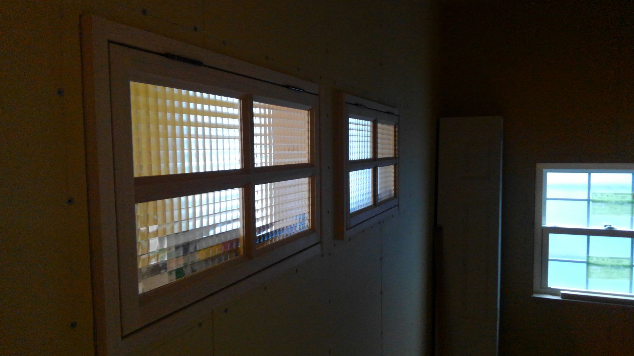 間仕切り壁に窓を取付 福井建設 自由設計の輸入住宅 山形市工務店